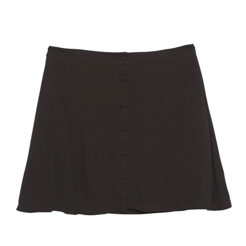 NWOT Kendall & Kylie black button skirt in size small